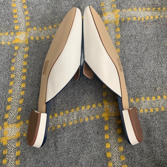 Leather Bow Loafer Mule - Picture 6 of 11